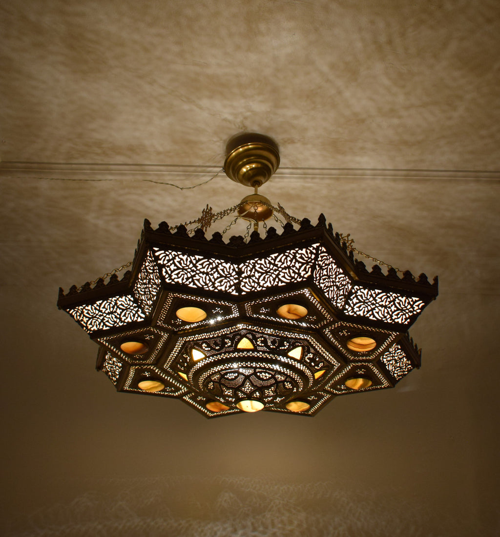 Elegant Black and Brass Chandeliers: Mixing Modern and Classic Design